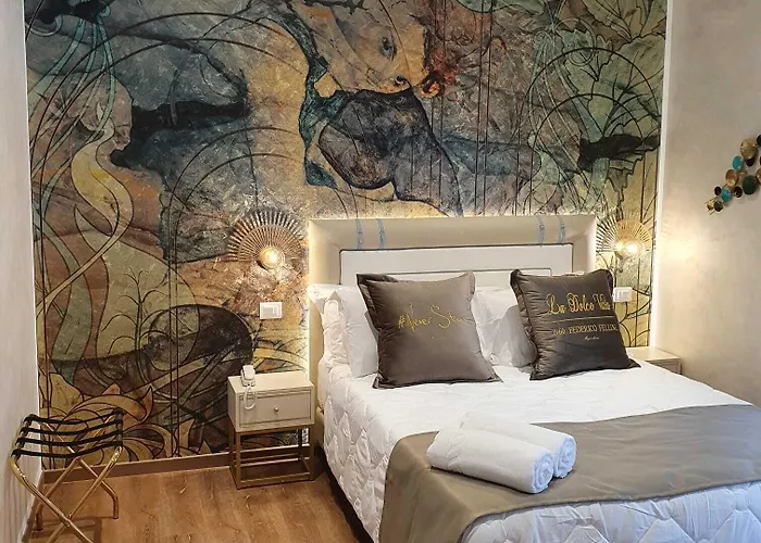 מלון Amsterdam & 4*