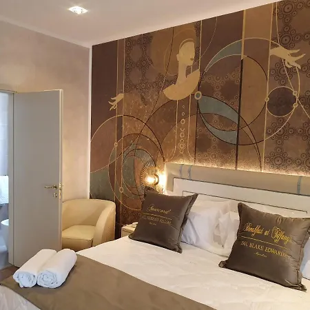 Amsterdam & מלון 4*