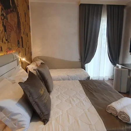 Otel Amsterdam &
