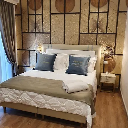 Amsterdam & Szálloda