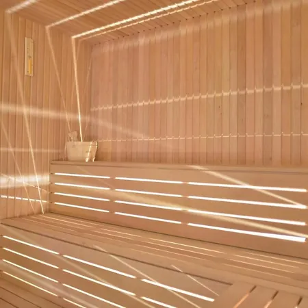 Amsterdam & Szálloda