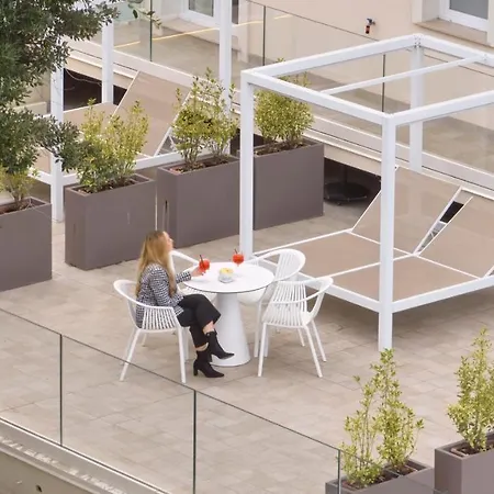 Szálloda Amsterdam &