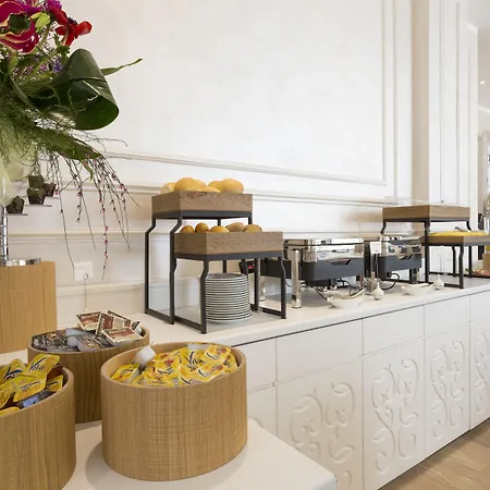 Amsterdam & Szálloda