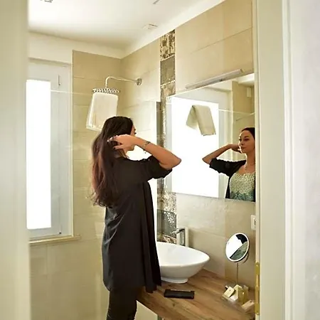 Otel Amsterdam &