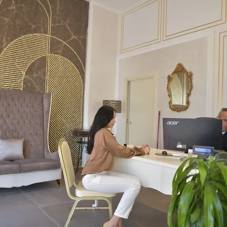 Hotel Amsterdam & 4*