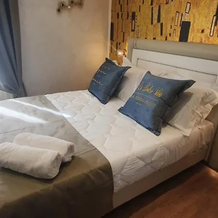 Amsterdam & 4*
