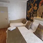 Amsterdam & Hotel 4*